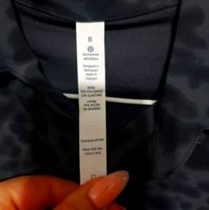 Lululemon womens dress shirt